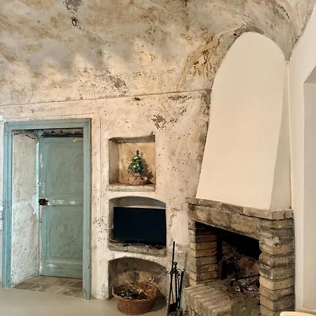 Retro Apartment *